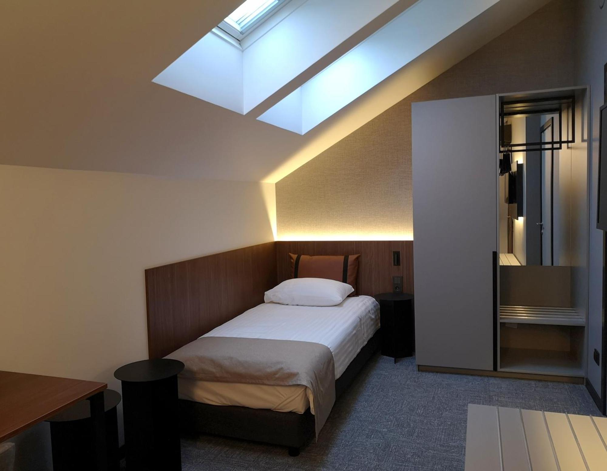 Hotel Pan Tadeusz à VNO Extérieur photo